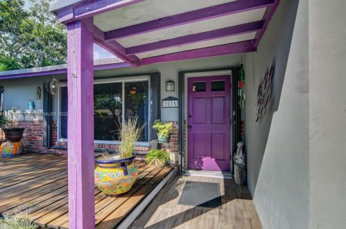 2815 1 Ct, Boynton Beach FL 33435-7646 exterior