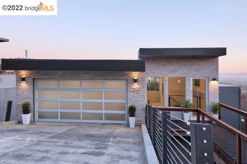 1550 Grand View Dr, Berkeley CA 94705-1637 exterior