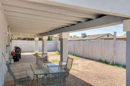 4419 Earll Dr, Phoenix AZ  85031-3821 exterior