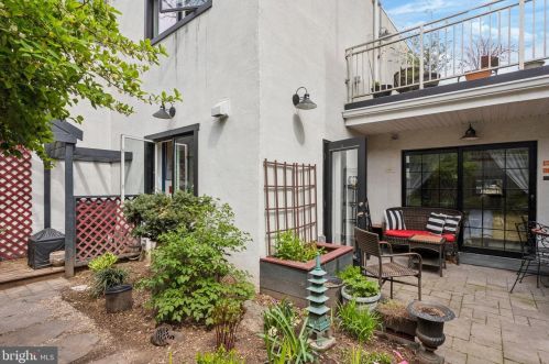 1312 Hancock St, Philadelphia PA 19122-4523 exterior