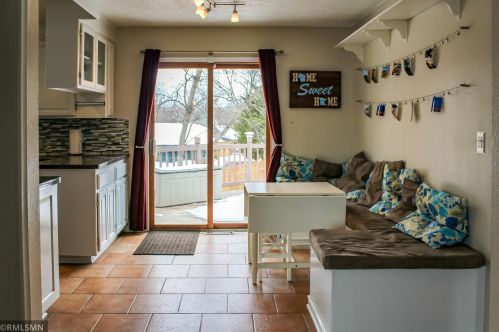 4661 Barbara Ave, South Saint Paul MN 55077-1315 exterior