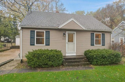 512 Morningside Ave, Madison WI  53716-1737 exterior