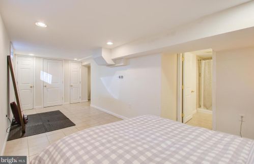 501 Tulip Ave, Silver Spring MD 20912-4345 exterior