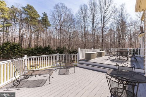 2641 Lady Annes Way, Huntingtown MD 20639-4115 exterior