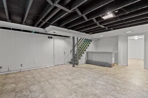 10529 Edgefield Dr, Saint Louis MO 63136-5749 exterior