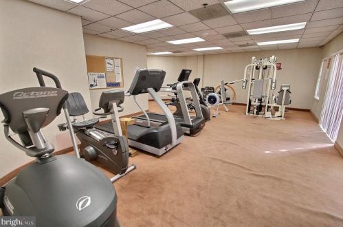 24 Courthouse Sq, Rockville MD 20850-2340 exterior