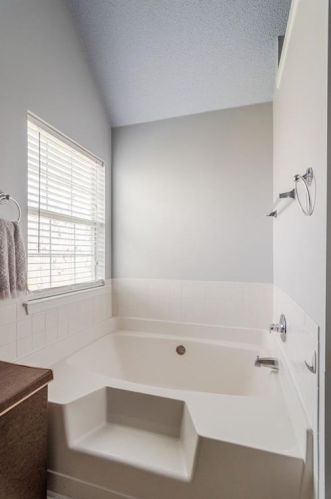 6027 Birds Eye Trl, Atlanta GA 30349-8814 exterior