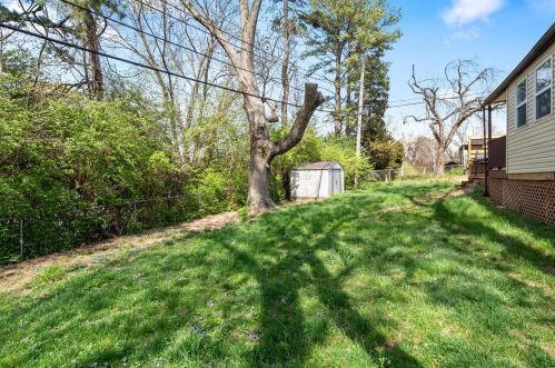 2625 Midland Rdg Dr, Saint Louis MO 63114-1232 exterior