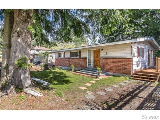 16120 Ashworth Ave, Seattle WA  98133-5739 exterior