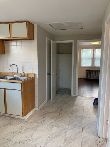 6423 Kostner Ave, Chicago IL 60652-3102 exterior