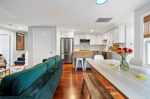 78 Pearl St, Boston, MA