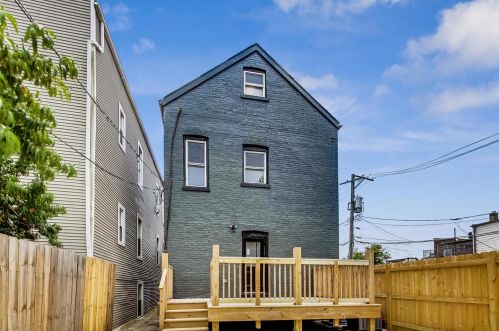 1624 Peterson Ave, Chicago IL  60660-2417 exterior