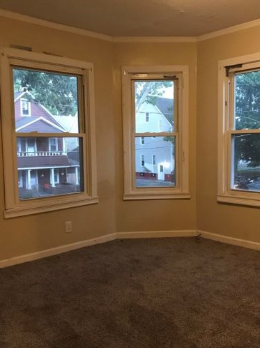 19 Gordon St, Springfield MA 01108-2111 exterior