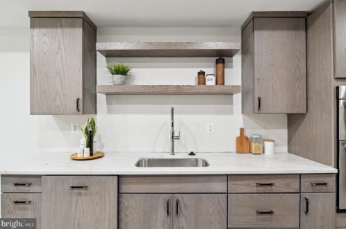 1416 A St, Washington DC  20003-1523 exterior