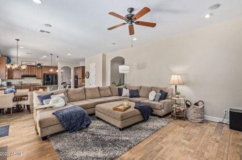 1623 Kaibab Dr, Chandler AZ 85249-3071 exterior