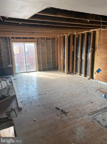 2029 Ellsworth St, Philadelphia PA 19146-3010 exterior