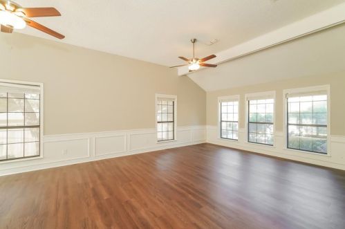 1209 Limetree Ln, Irving TX  75061-4531 exterior