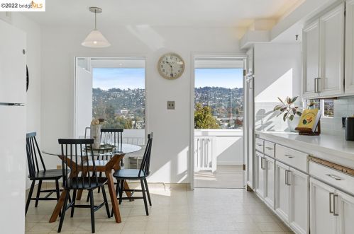 739 Cerrito, Berkeley CA 94706-1521 exterior