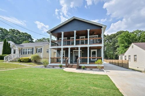 1477 Mercer Ave, Atlanta GA  30337-1515 exterior