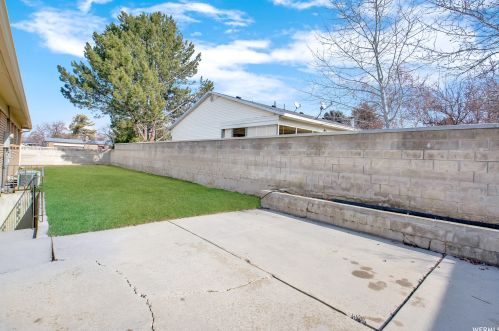 8545 440, Sandy UT 84070-1134 exterior