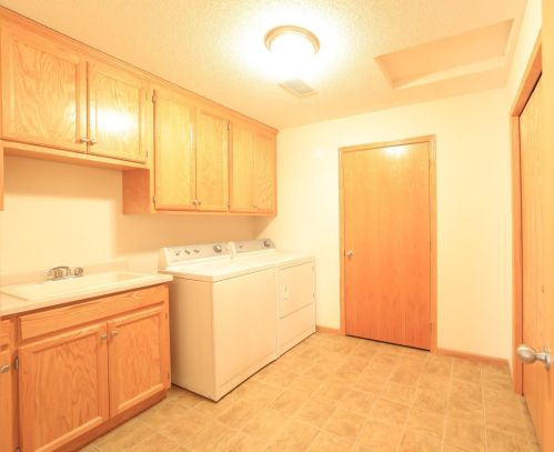 314 11th Ave, Princeton MN  55371-4586 exterior