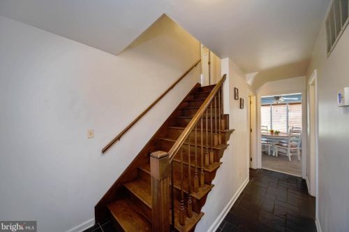 2502 Burgundy Dr, Fallston, MD 21047-2111