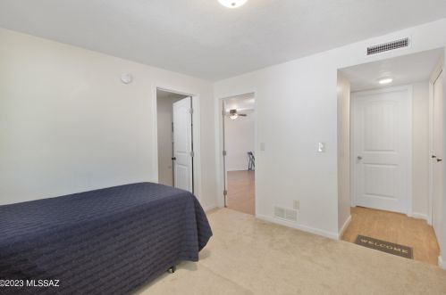 5985 9th Ave, Tucson AZ  85706-4001 exterior