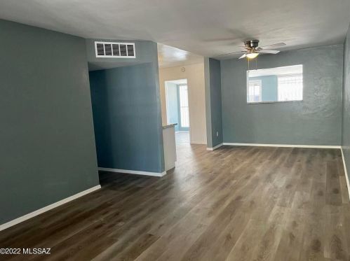 641 Calle Castile, Tucson AZ  85756-6405 exterior