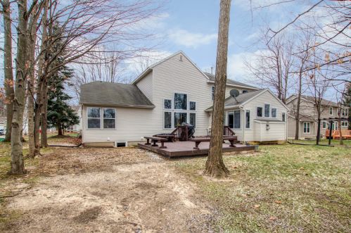 3549 Mdw Grv Dr, Grand Rapids MI 49512-9580 exterior