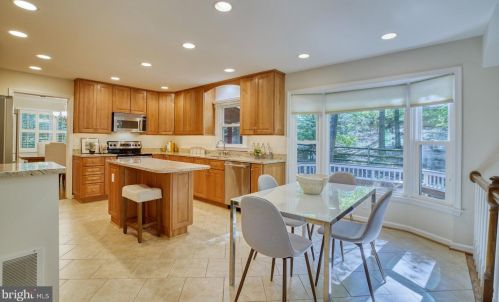 5823 Colfax Ave, Alexandria VA 22311-1013 exterior