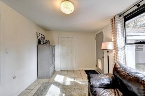 1631 Dresden Dr, Atlanta GA 30319-3633 exterior