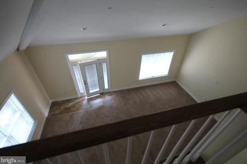 108 High Pointe Dr, Hummelstown PA  17036-8104 exterior