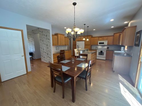 2598 87 St, Byron Township MI 49315-9245 exterior