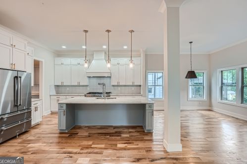 1055 Church St, Smyrna GA exterior