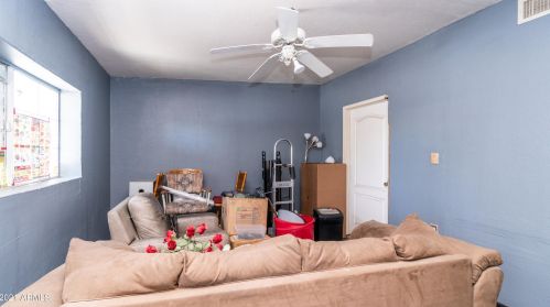 2040 40 Dr, Phoenix AZ 85051-3609 exterior