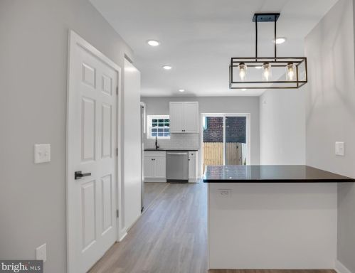 5809 Ditman St, Philadelphia PA 19135-4043 exterior