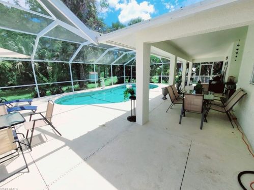 170 15th St, Naples FL 34117-3337 exterior