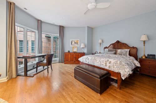 1906 Sedgwick St, Chicago IL  60614-8395 exterior