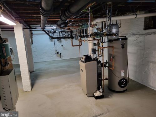 320 19 St, Chester PA 19013-5605 exterior