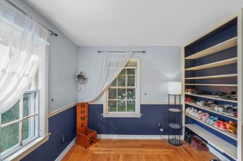 84 Harris Ave, Providence RI  02903-1012 exterior