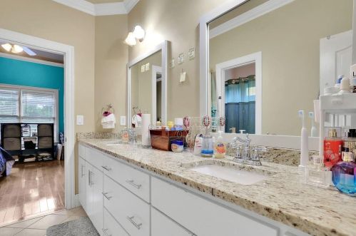 8069 Kenstone Ct, Atlanta GA 30350-4160 exterior