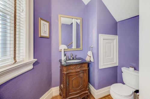 5211 Washington Pl, Saint Louis MO 63108-1117 exterior