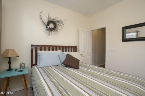 253 Jade Dr, Chandler AZ 85286-1646 exterior