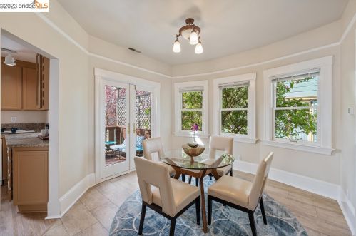 2122 Sacramento St, Berkeley CA 94702-1905 exterior