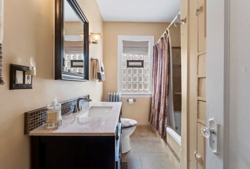 7414 Pr Ave, Chicago IL 60628-3621 exterior