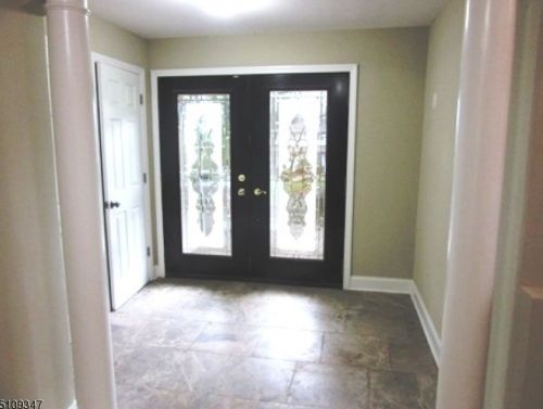 10 Outlook Way, Springfield, NJ 07081-3721