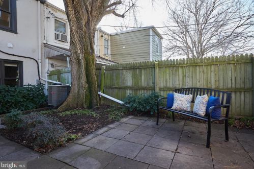 614 Alfred St, Alexandria VA  22314-1823 exterior