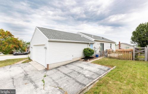 453 Columbus Ave, Littlestown PA 17340-1519 exterior