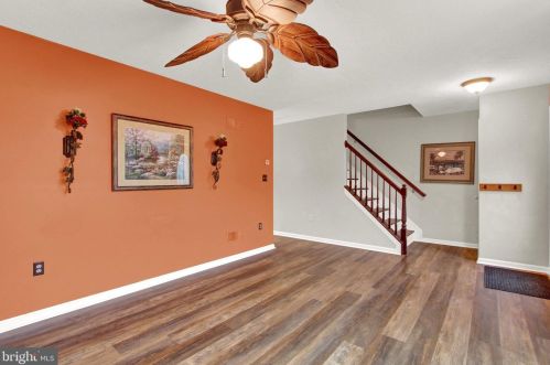 89 Hemlock Dr, Hanover PA  17331-7540 exterior