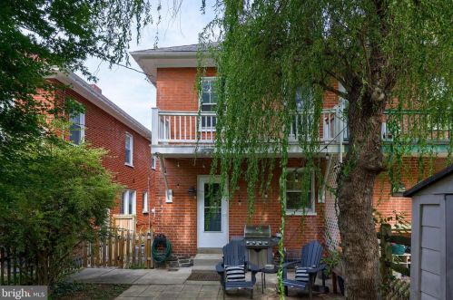 1026 Clay St, Lancaster PA 17602-2016 exterior